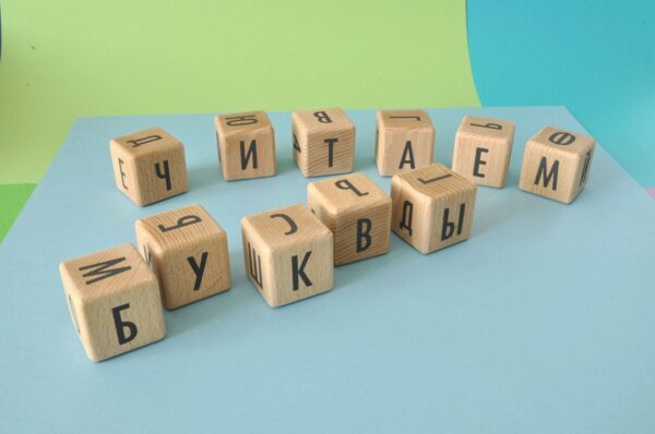 Как научить ребенка читать в домашних условиях: полезные советы