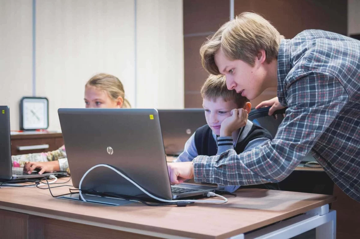 Как правильно использовать нейросеть: советы