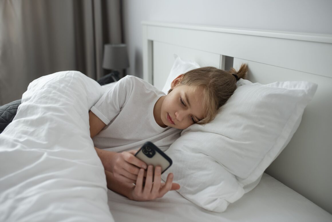 Почему ребенок жалуется на усталость и как ему помочь